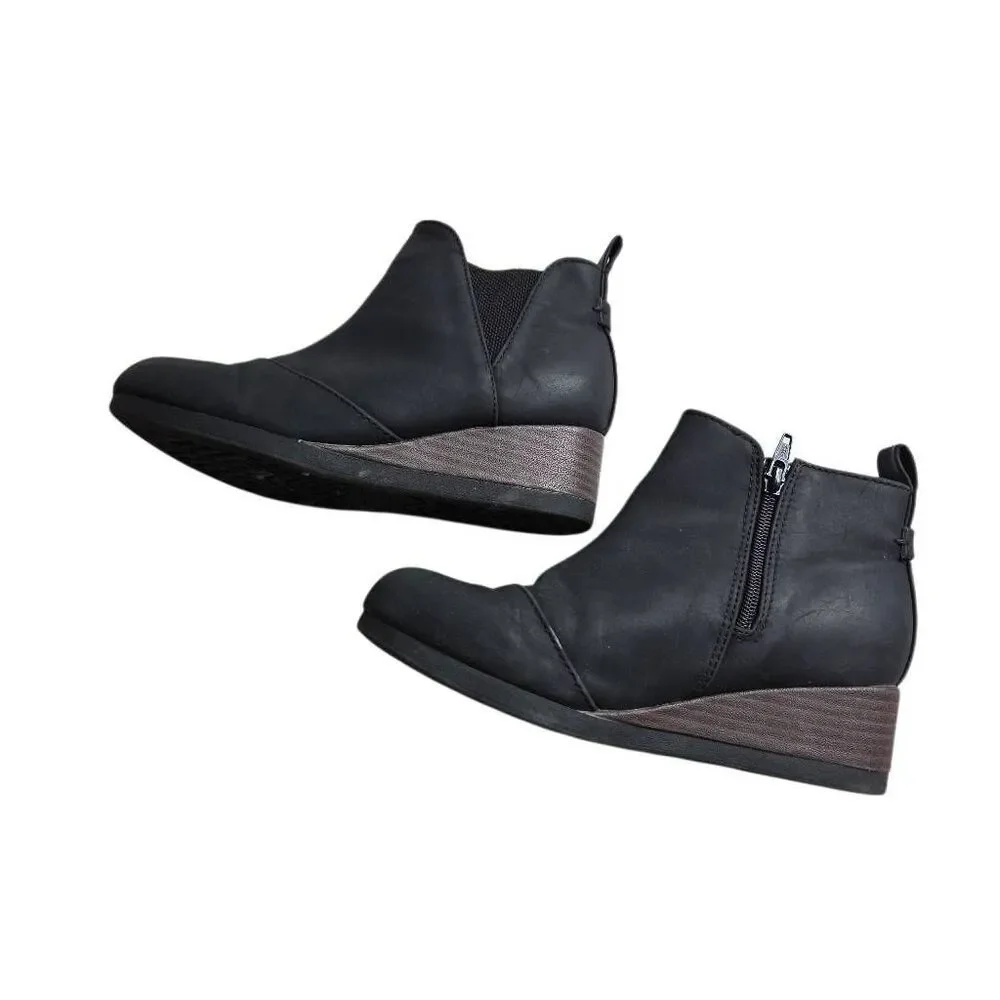 Toms Black Boots 13.5